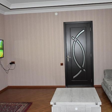 Guest House Ana Borjomi Bagian luar foto